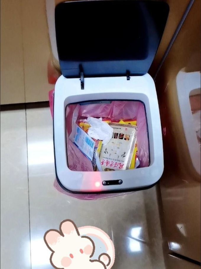 垃圾桶