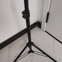 安利一款好用的自拍三角架