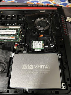 致钛SC001 长江存储512GB SATA3.0到手