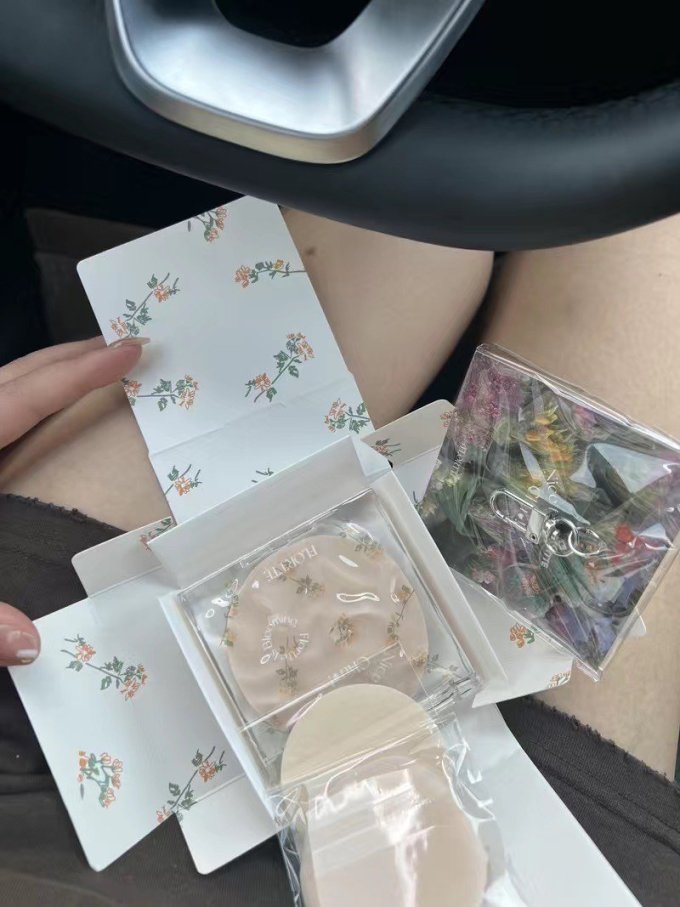 花洛莉亚面部彩妆
