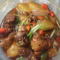 谁会拒绝一份自己在家也可以做的大盘鸡