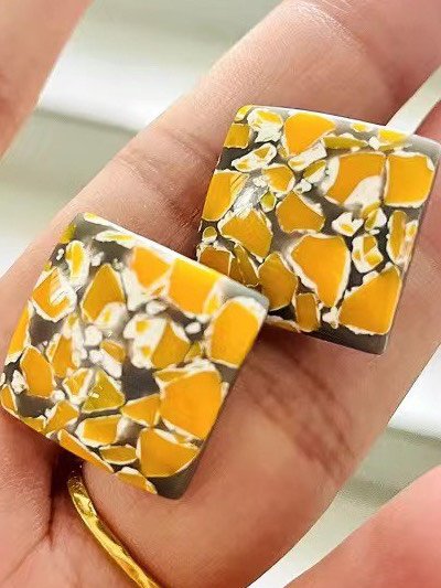 DODOGOGO亚克力碎花耳环女2022年新款潮时尚