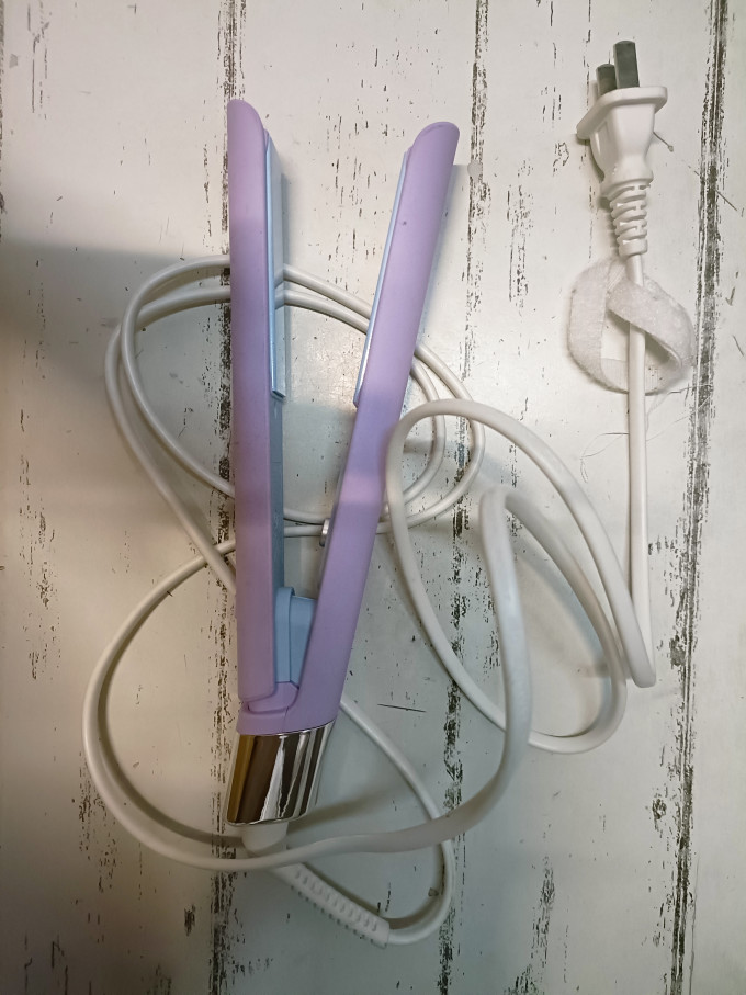 雷瓦美发造型器