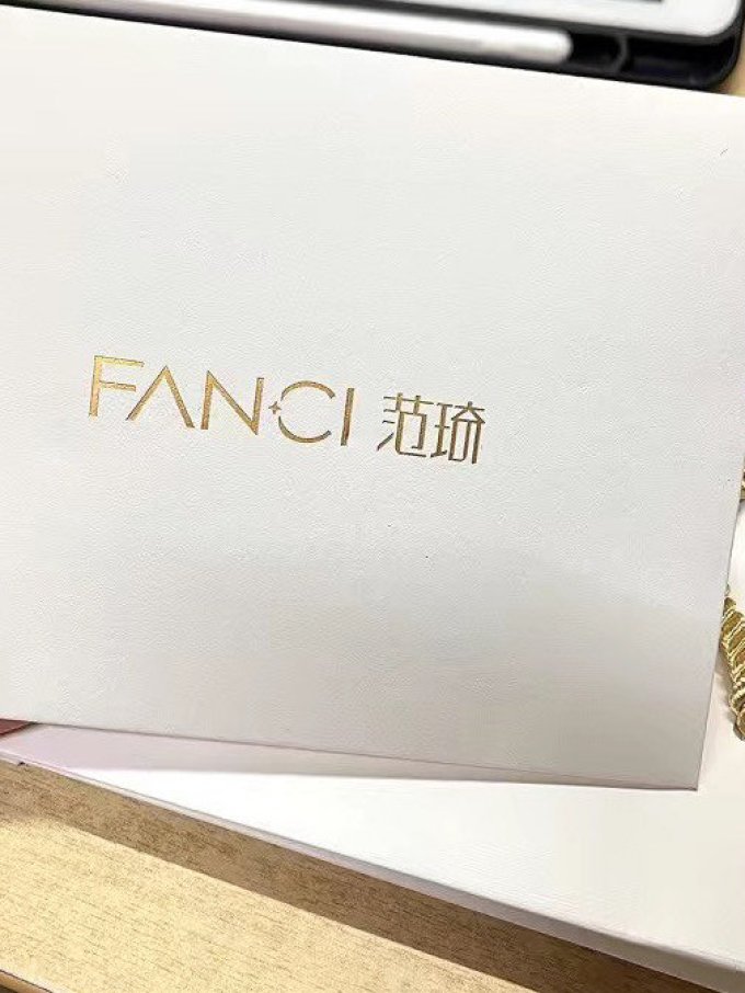 范琦时尚手镯/手链/脚链
