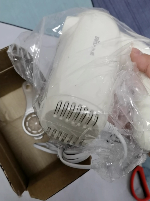 最简易款小熊打蛋器