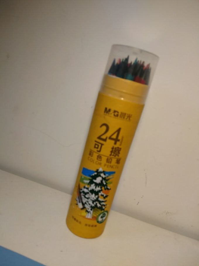 晨光彩色铅笔