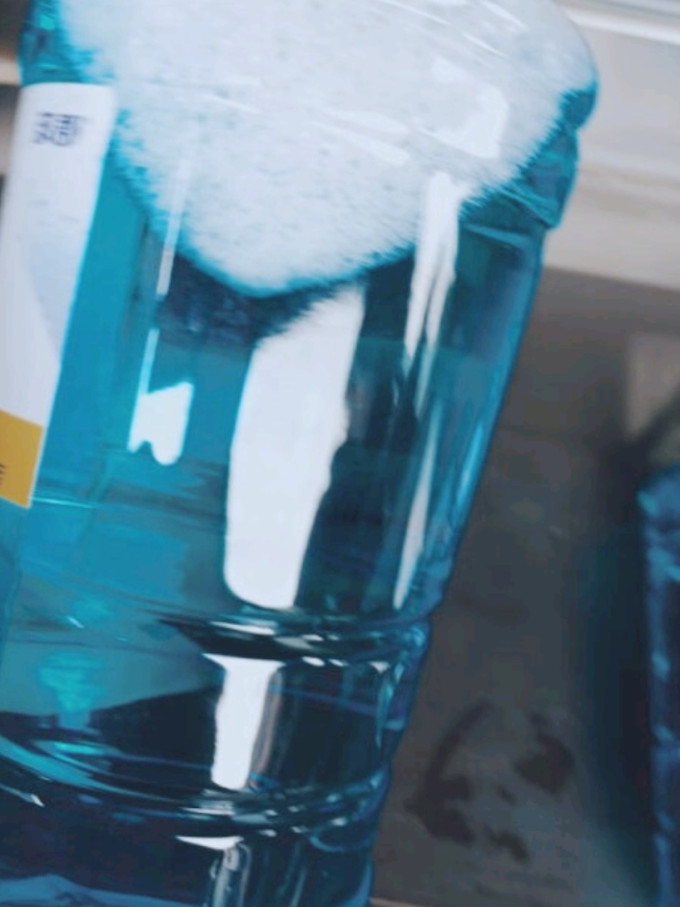故郡玻璃水