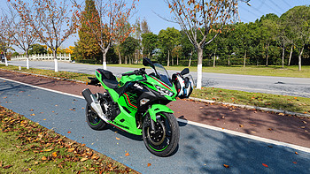 2023款川崎ninja400开箱