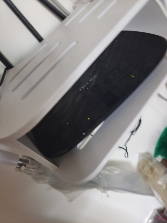 然枫客厅置物架