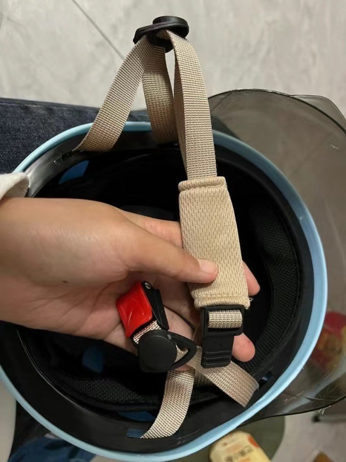 蛹骑行头盔