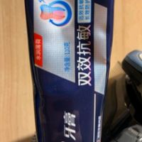 牙膏我一直都用它，牙齿更健康！