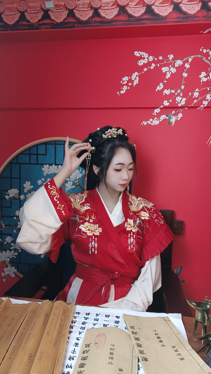妃亦坊汉服
