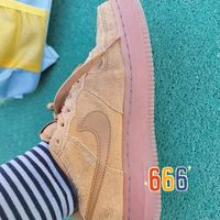 好物分享小麦色Nike鞋