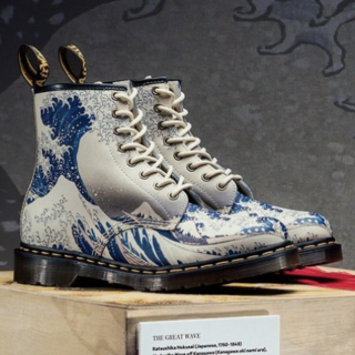 浪起来！Dr.Martens x 大都会博物馆·浮世绘 飒酷马丁靴迎来江户川时代