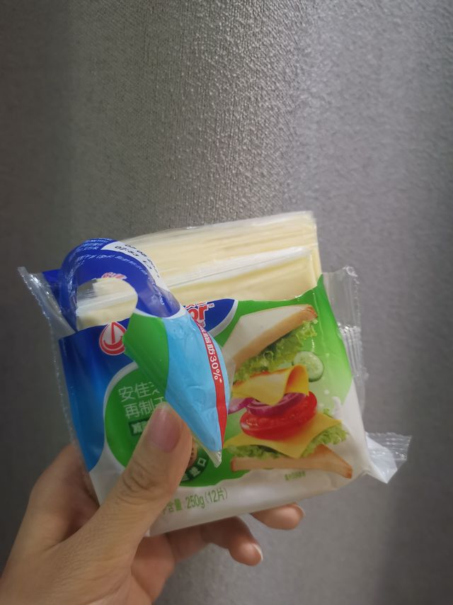 夹三明治超好吃的安佳芝士片
