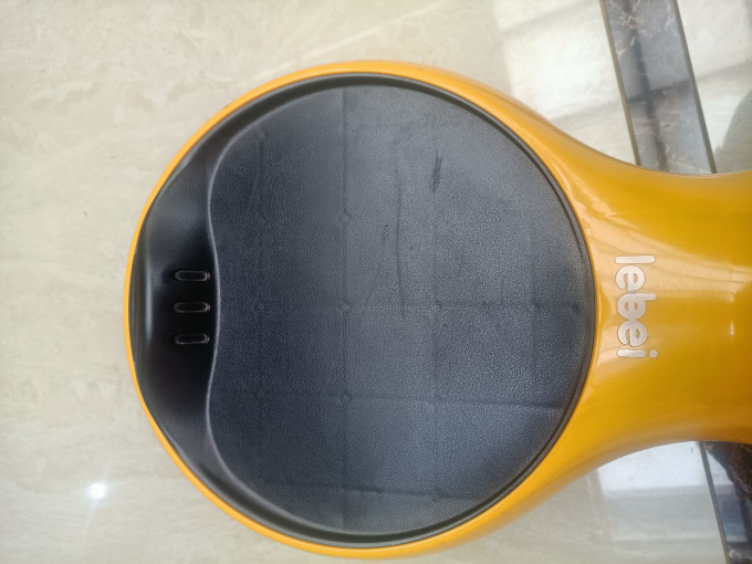 乐贝扭扭车