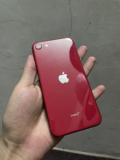 花800多元买的最强备用机iPhoneSE2