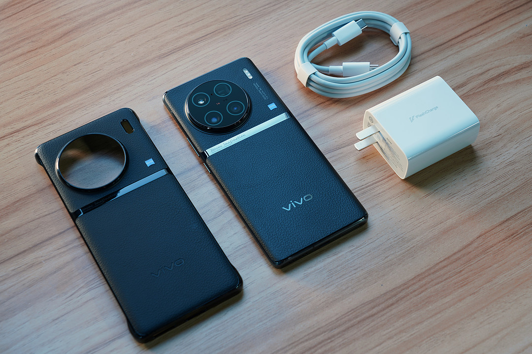 PhoneTalk：蓝厂最强机型，再造移动影像新巅峰丨vivo X90 Pro+体验报告