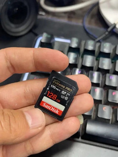 闪迪（SanDisk）128GB SD存储卡 U3 C10 V30