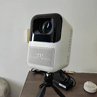 智能投影仪 篇二：小明Q2pro投影仪家用1080P全高清智能小型微型投影机小米家庭影院
