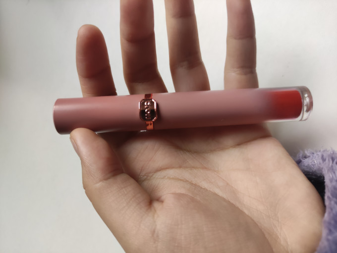 唇部彩妆