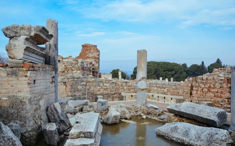 古罗马厕所遗址