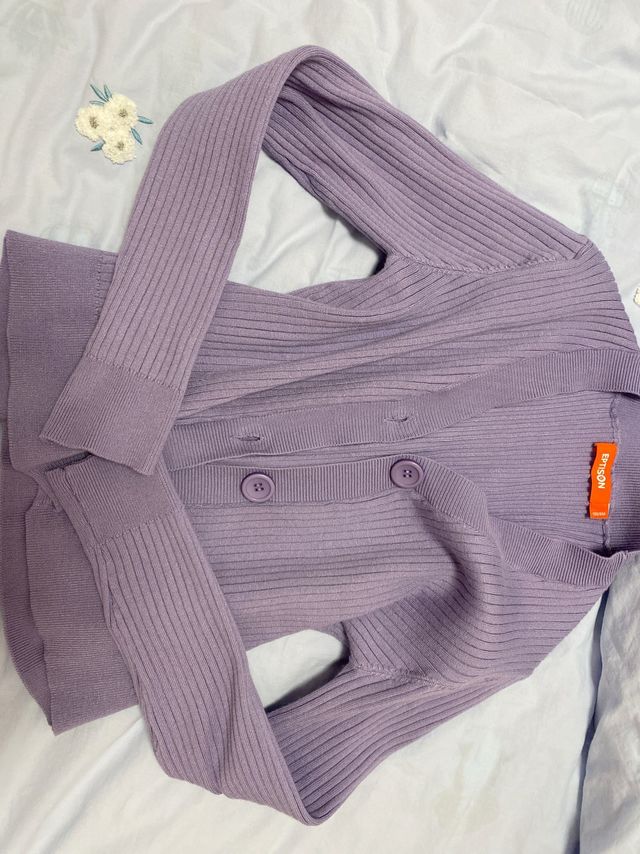 好看的紫色，以后也考虑买紫色外套了。衣服