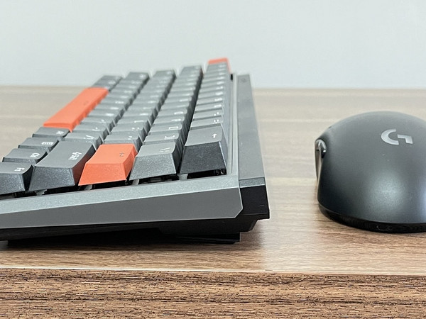 颜值在线实力能打-杜伽K330W三模机械键盘