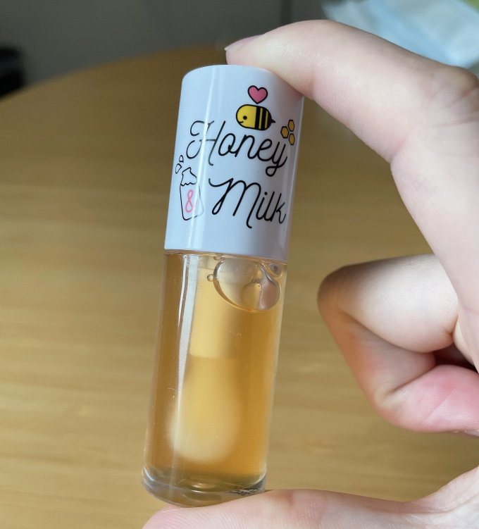 奥普润唇膏