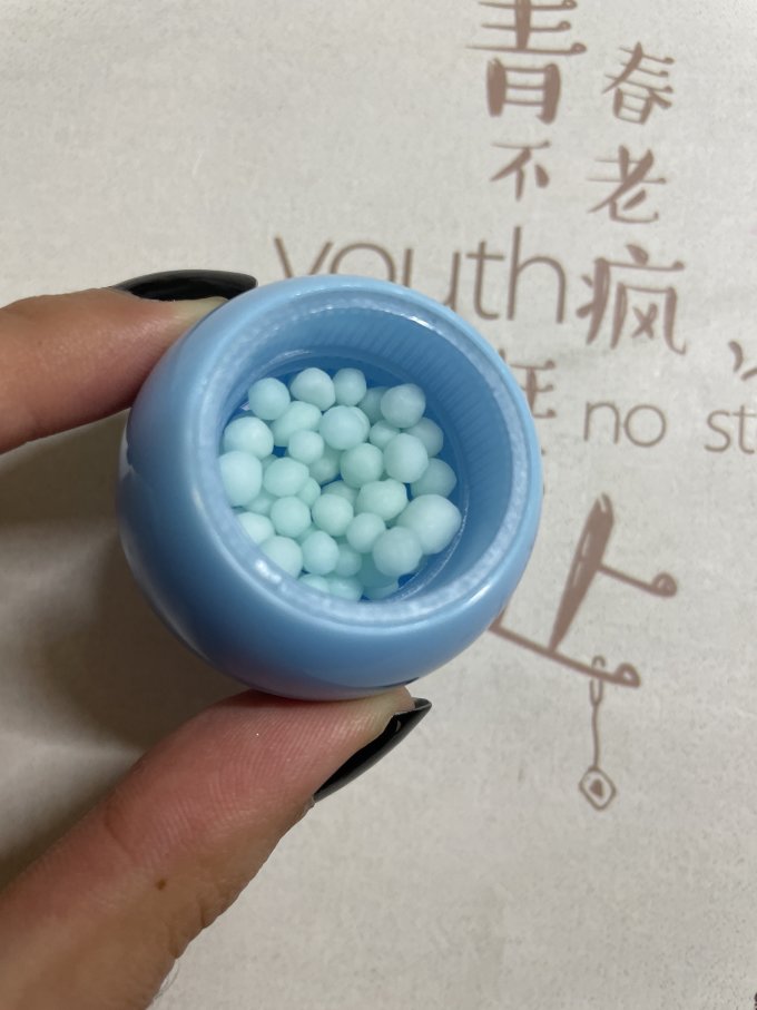 资莱皙留香珠