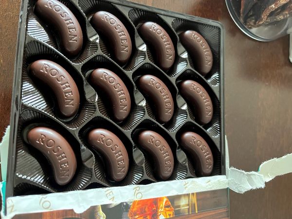 ​乌克兰进口如胜朗姆酒心巧克力超好吃