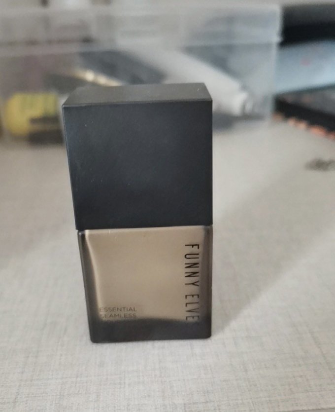 方里遮瑕膏