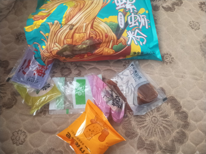 爱螺哥方便食品