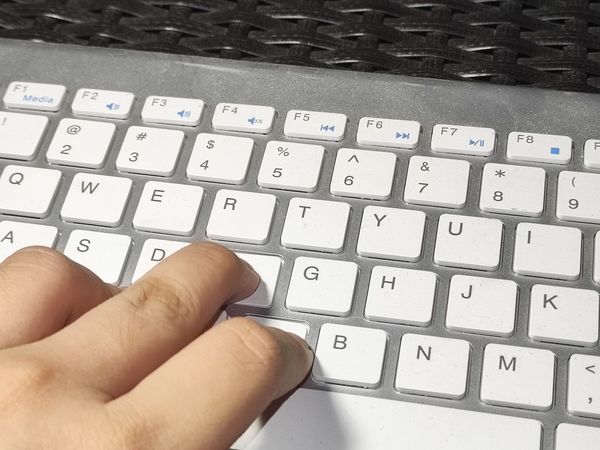 吊打所有平价键盘，不服来战