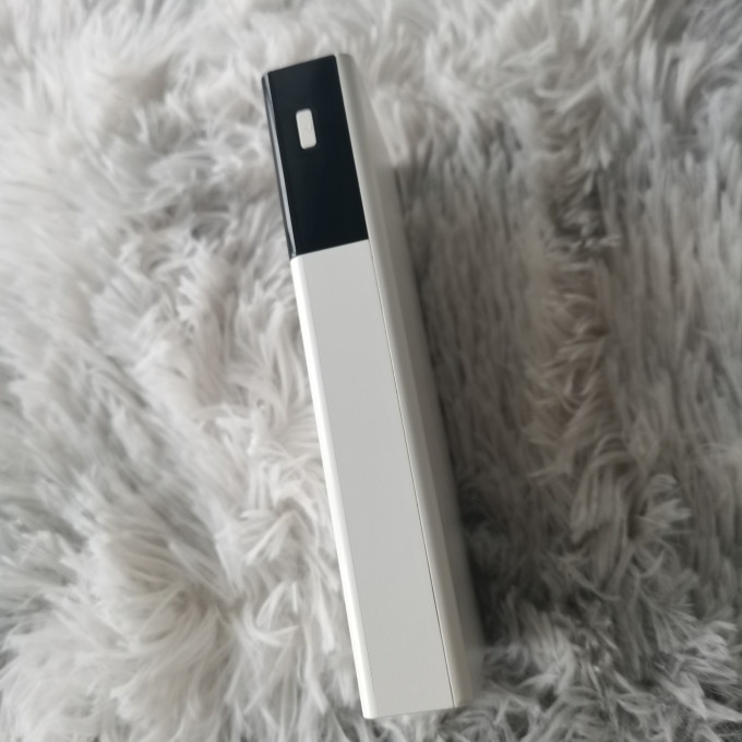魔睿移动电源