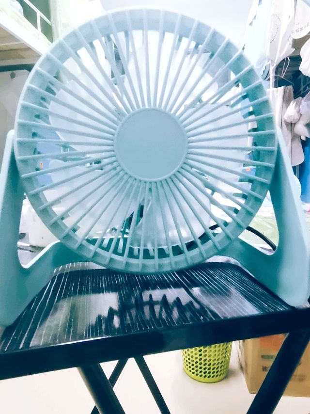 USB风扇桌面小风扇迷你可爱风力大