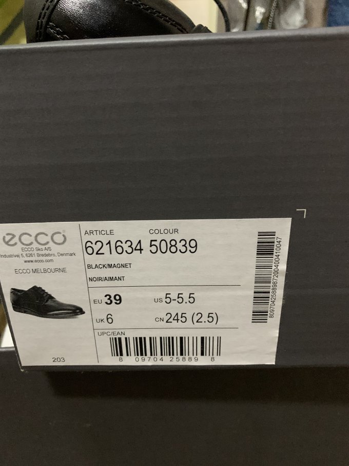 爱步休闲皮鞋