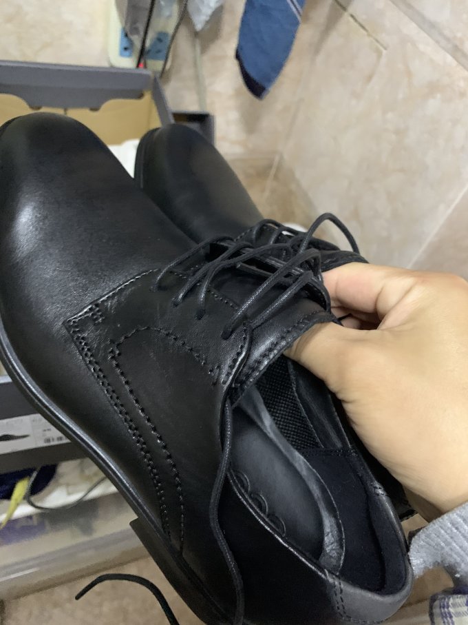 爱步休闲皮鞋