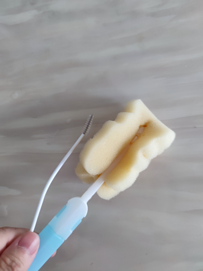 可优比奶瓶清洁