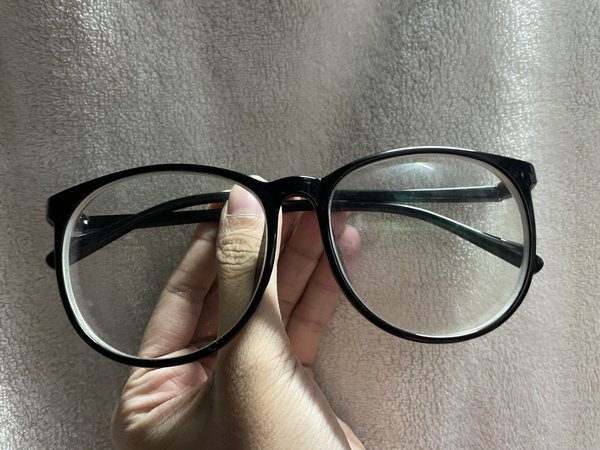 这副眼镜竟然只要一百多