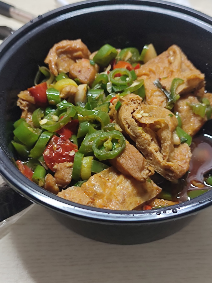 龙伟方便速食