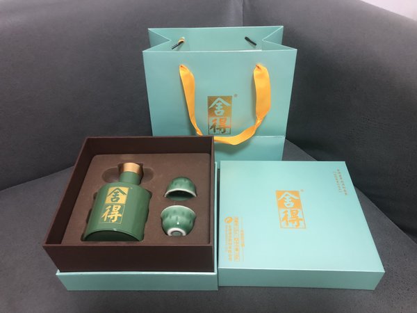 品味舍得白酒-品味舍得翡翠礼盒