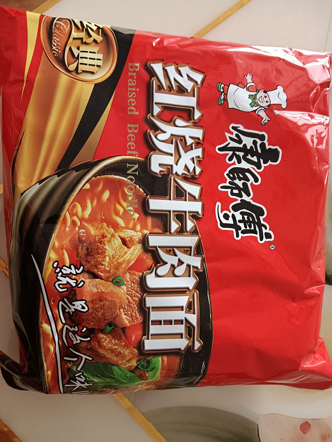 康师傅红烧牛肉面曝光图片