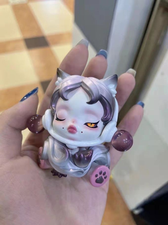 泡泡玛特潮流玩具