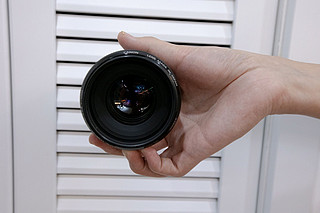 佳能EF50mmf1.2LUSM镜头，满足各种拍摄需求