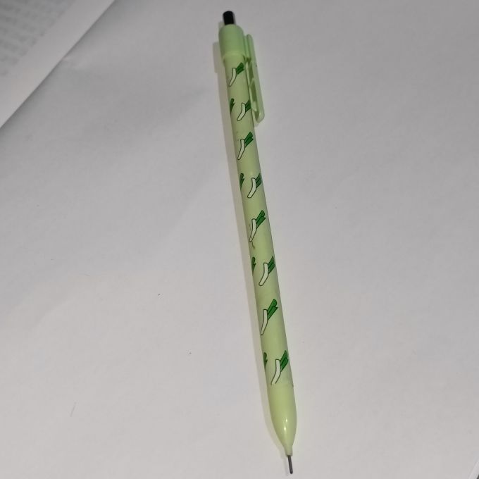 铅笔