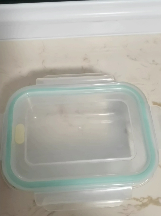 可别小瞧这保鲜盒，它可有大用处！
