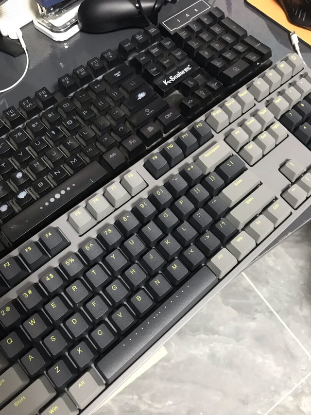 耐用度：比几十块钱的好多了吧舒适度：手