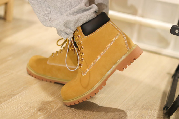 马登男靴