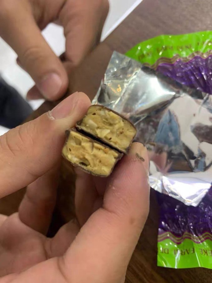 俄优品糖果巧克力